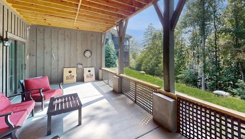 14 E Saddle Notch Ln