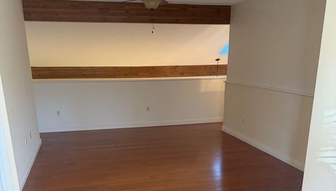 504 Carriage Dr
