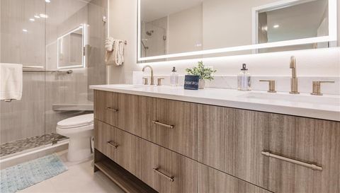 1255 E PEPPERTREE DRIVE