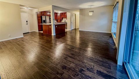 13453 Coliseum Drive