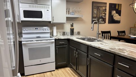 560 S Flagship Dr UNIT 7