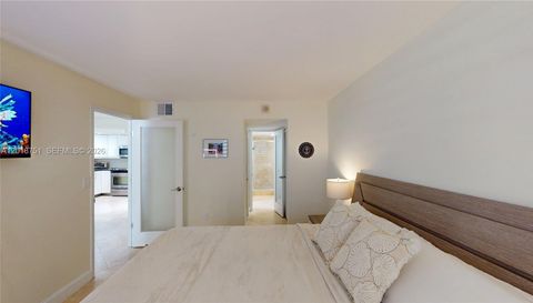 345 Ocean Dr