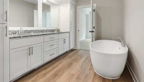 Xxx Middle Cullen Road