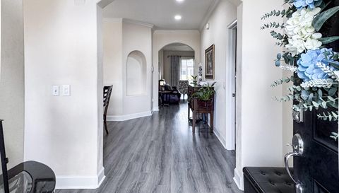 6335 Silver Leaf Ln