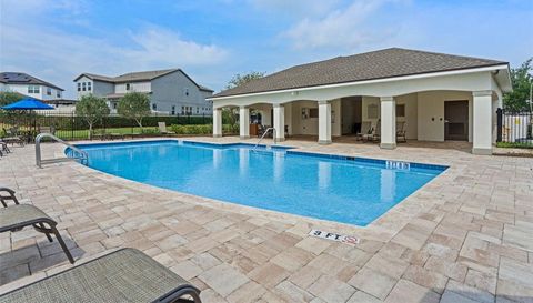 10037 AUSTRINA OAK