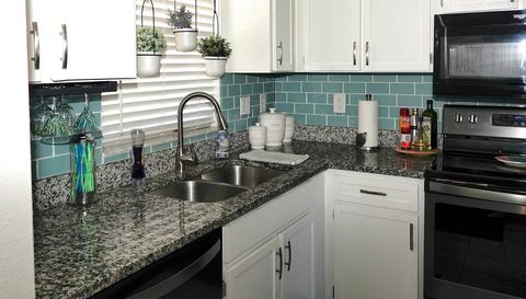 2395 Harbor Blvd Apartment 203