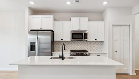 10304 Birchwood Circle