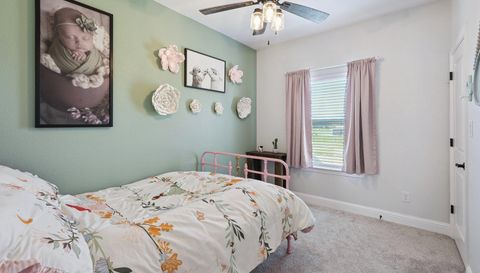 5812 W Sky Hawk Trail