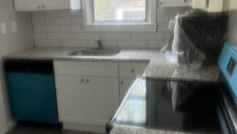 1824 Tiger Flowers Dr NW