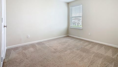 1823 Summer Serenity Dr