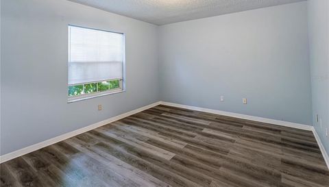 5542 NW 60TH TERRACE