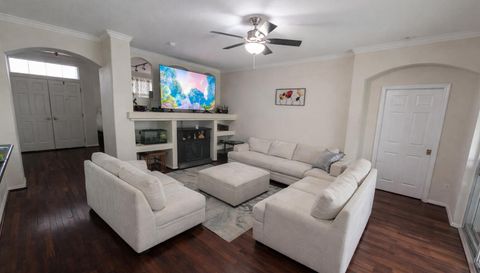 8044 Canyon Lake Cir