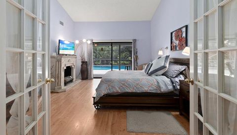 9034 Gardens Glen Circle