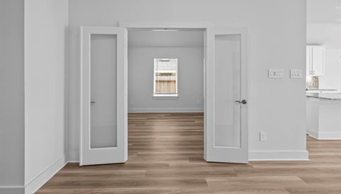 562 Bluebell Maiden Ct