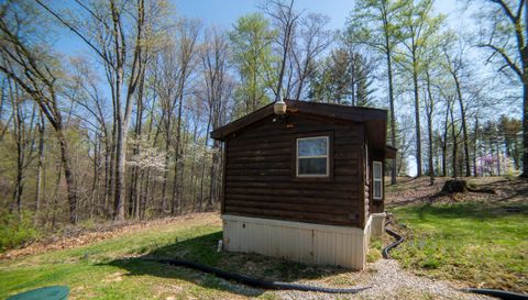 1423 N Lawrence Hollow Dr