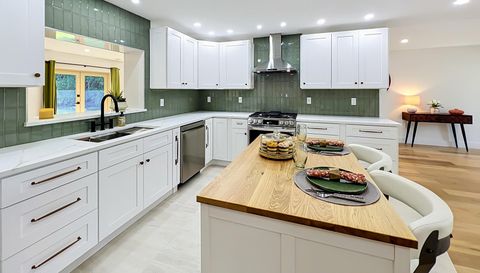 3045 Gentle Breezes Court