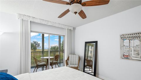 1150 Tarpon Center