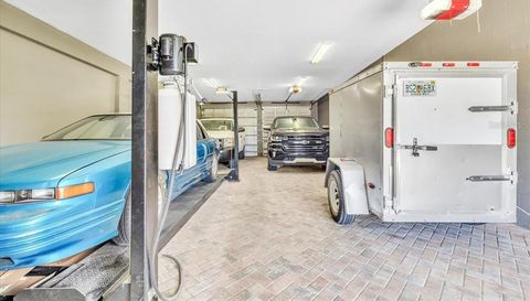 7235 STACY LANE
