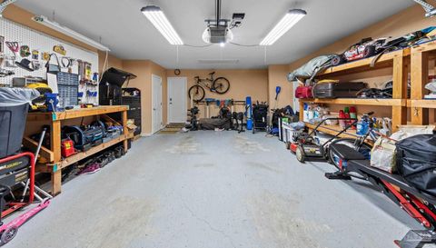 10108 Castleberry Blvd