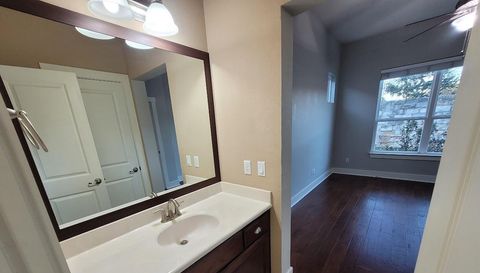 2404 Vintage Stave RD