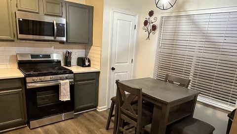 4936 Windsor Downs Dr