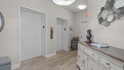 6061 Silver King Blvd