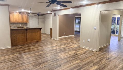 2509 Hutchins Ln