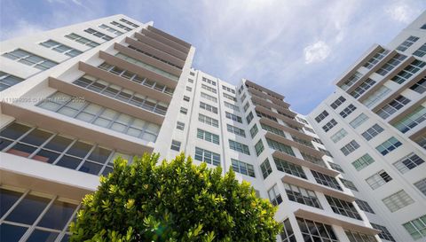 9100 E Bay Harbor Dr