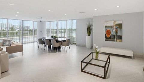 330 Sunny Isles Blvd