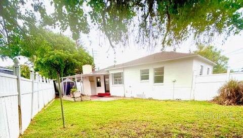 1607 CRESTWOOD DRIVE