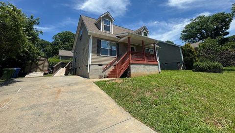 124 Oakland Rd