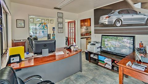 638 N MAIN STREET