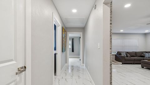 1102 E River Cove St