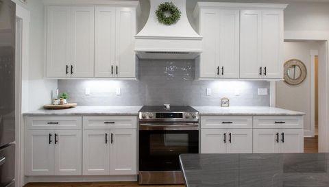 3395 Mariana Oaks Dr