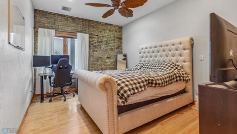12 Broadway N