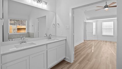 562 Bluebell Maiden Ct