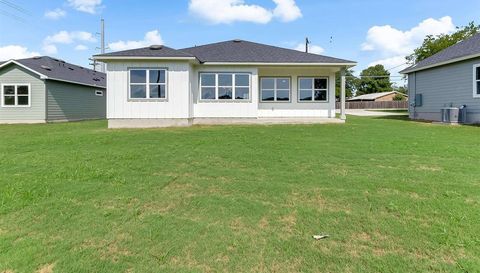 1255 Pecan Valley DR