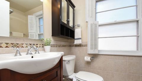 736 S Ashland Avenue