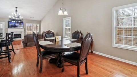 1627 Amhearst Walk Rd