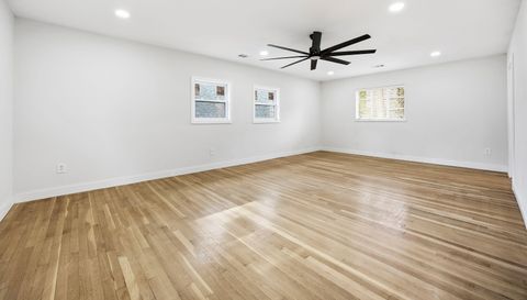 42 W Belle Isle Rd NE