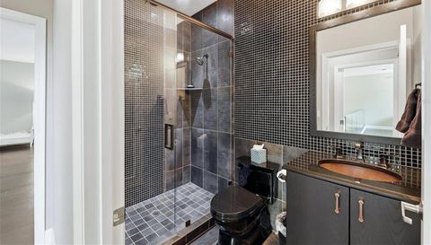 7274 VILLA D ESTE DRIVE