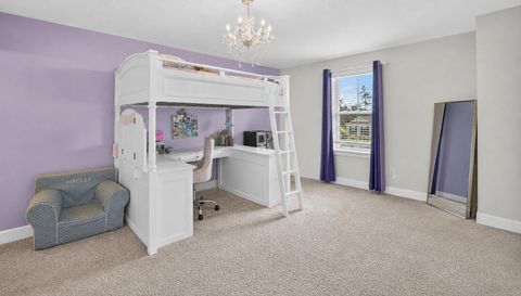 75 Crossfield Pl