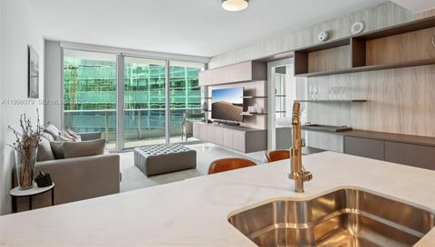 200 Biscayne Boulevard Way