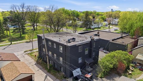 3606 E 34th Street