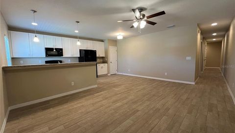 1402 S PARSONS