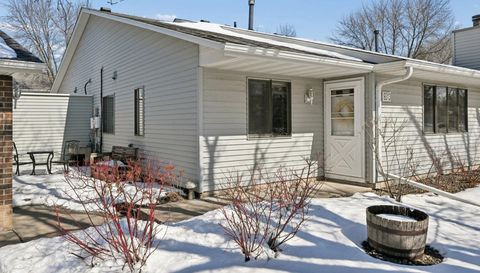 9313 Ranchview Lane N