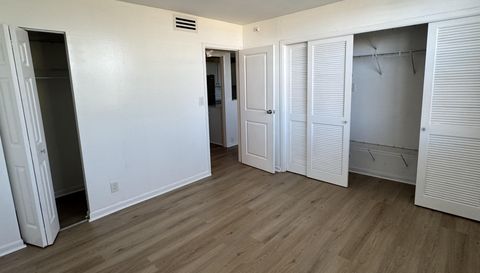 1600 SE 15th St APT 607