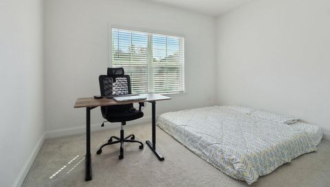 3305 Stock Saddle Pl