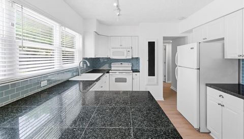 1600 SHERWOOD STREET