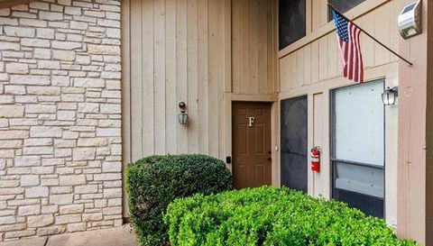 704 Horseshoe Bay BLVD